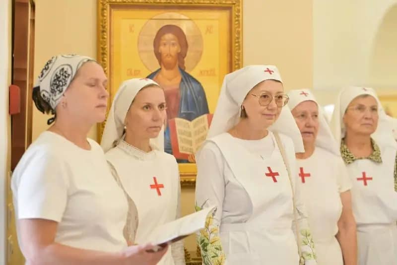 В Челябинске открыли курсы для сестер милосердия