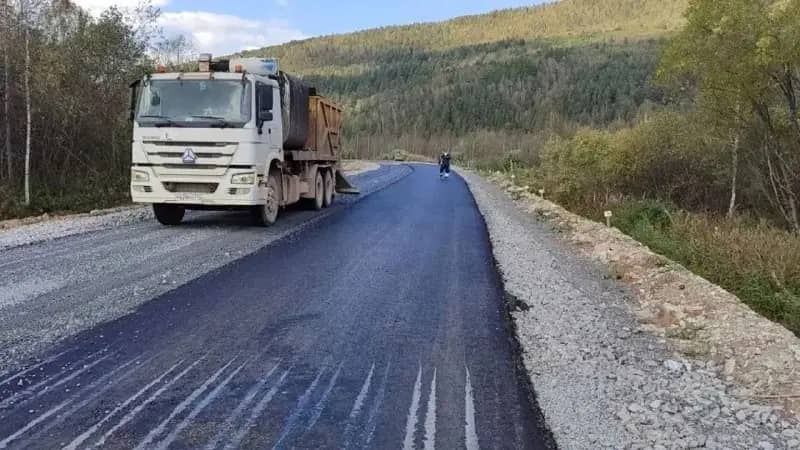 В Катав-Ивановском округе ремонтируют дорогу к Верх-Катавке