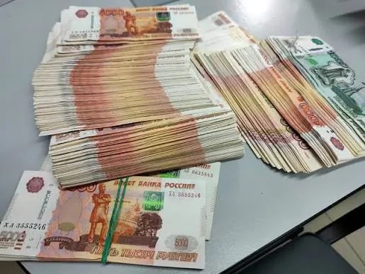 Подросток из Челябинской области получил срок за попытку хищения денег у матери погибшего бойца СВО